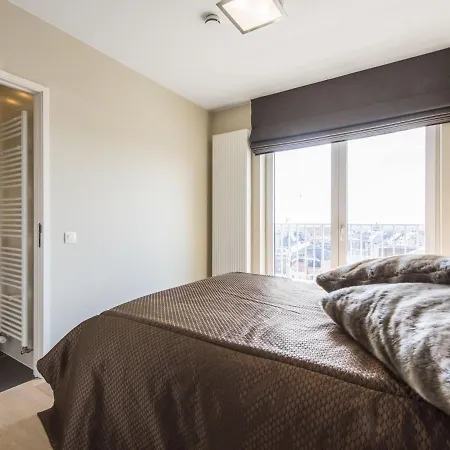 Beautiful By The Sea *